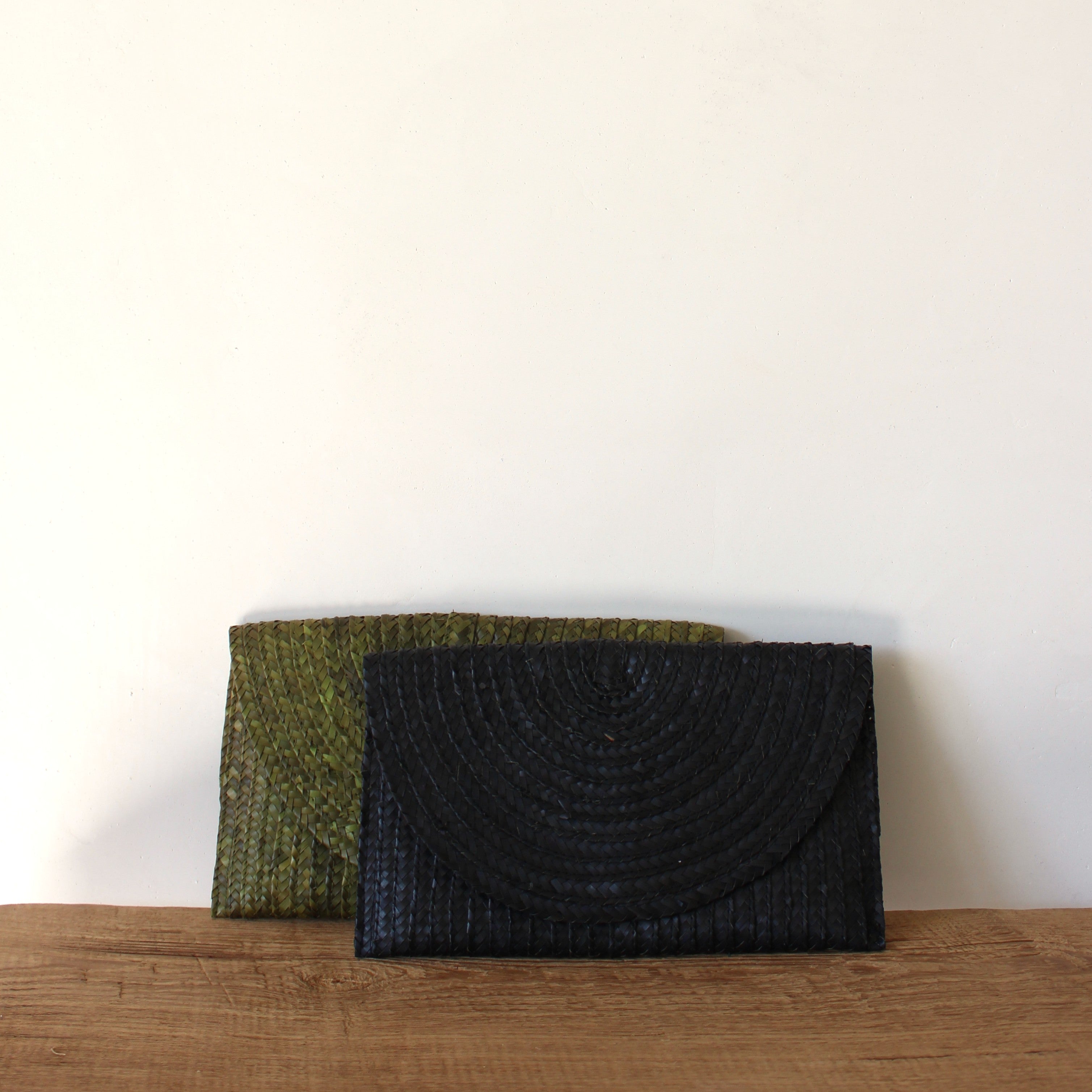 Palm Leaf Clutch — Black