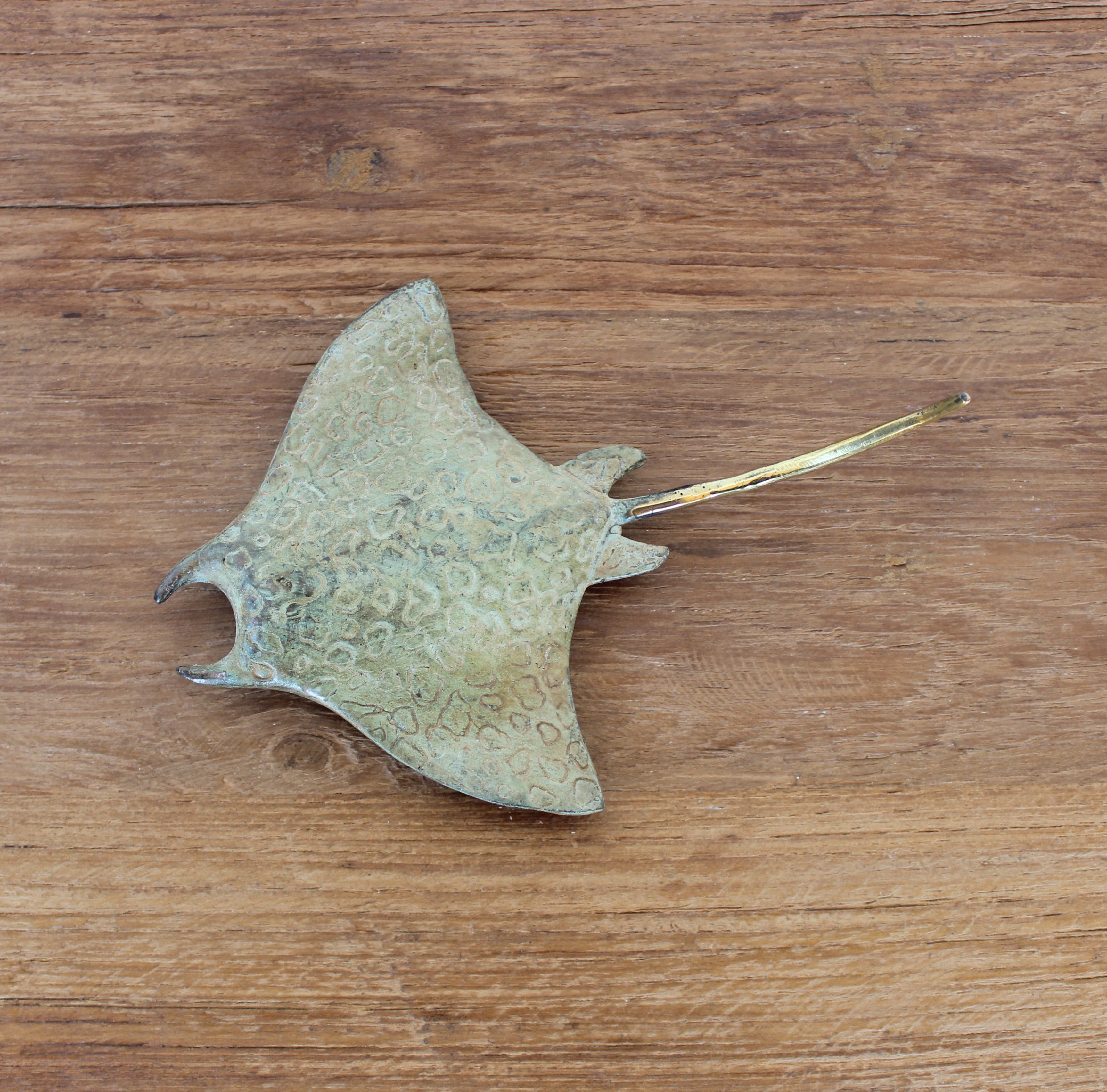 Bronze Manta Ray — Set of 2