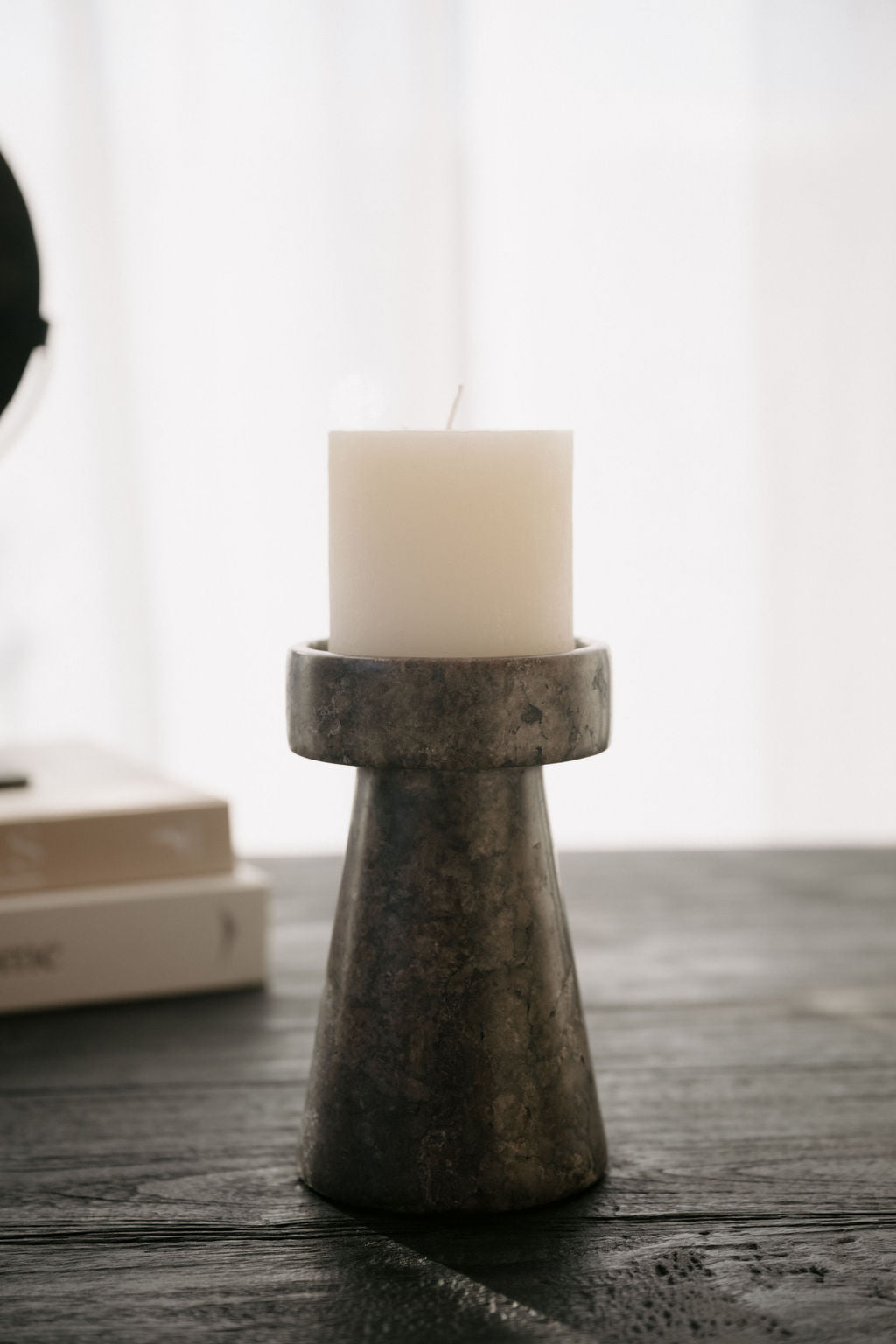 Oro Candle Holder - Black Marble