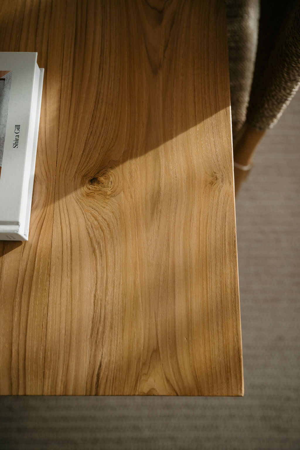 Akari Dining Table
