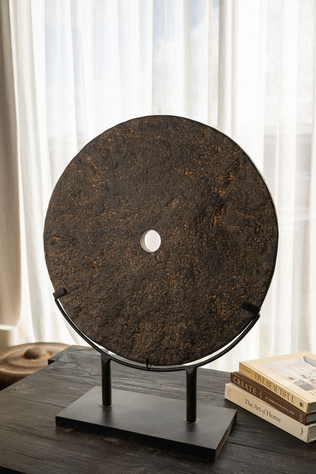 Dark Nordic Style Eternity Stone On Stand DIA: 60cm