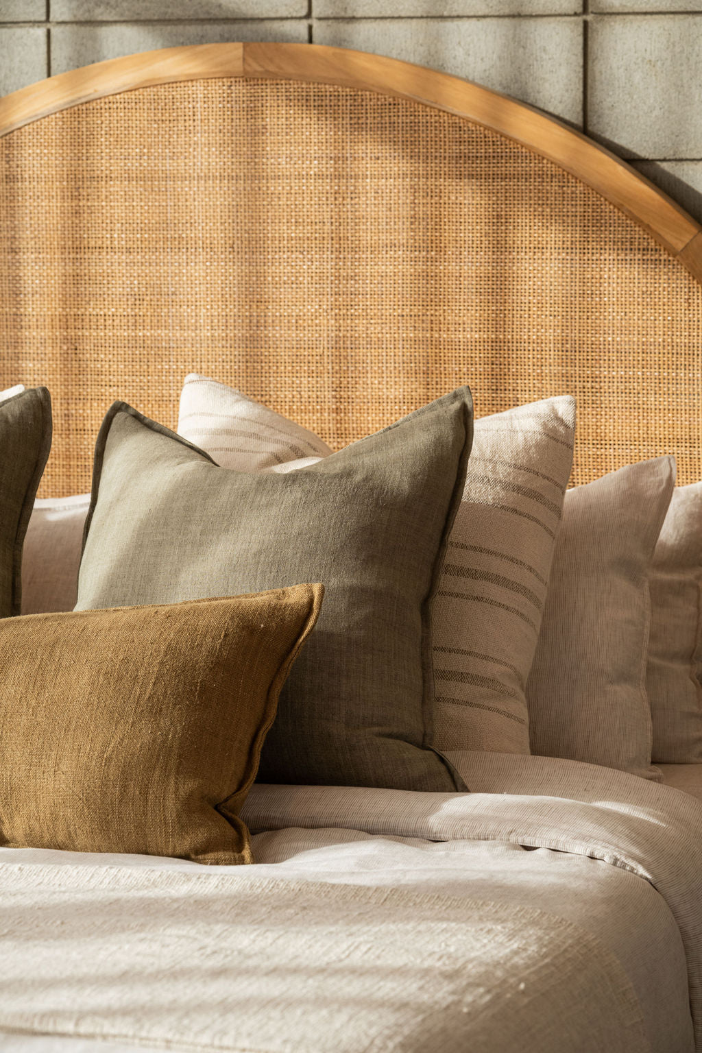 Sana Curve Headboard