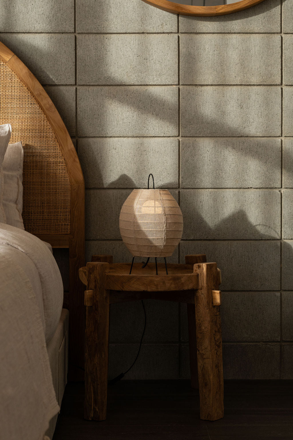 Cocoon Table Lamp — Natural Linen