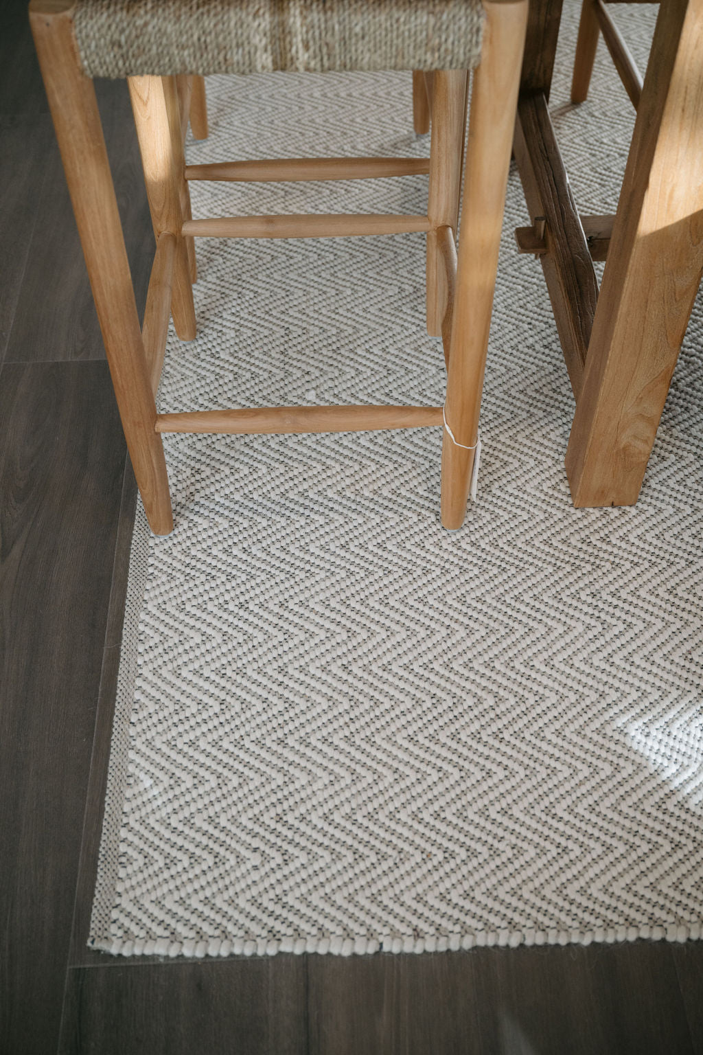 Matterhorn Rug 200cm x 300cm - 2 colours