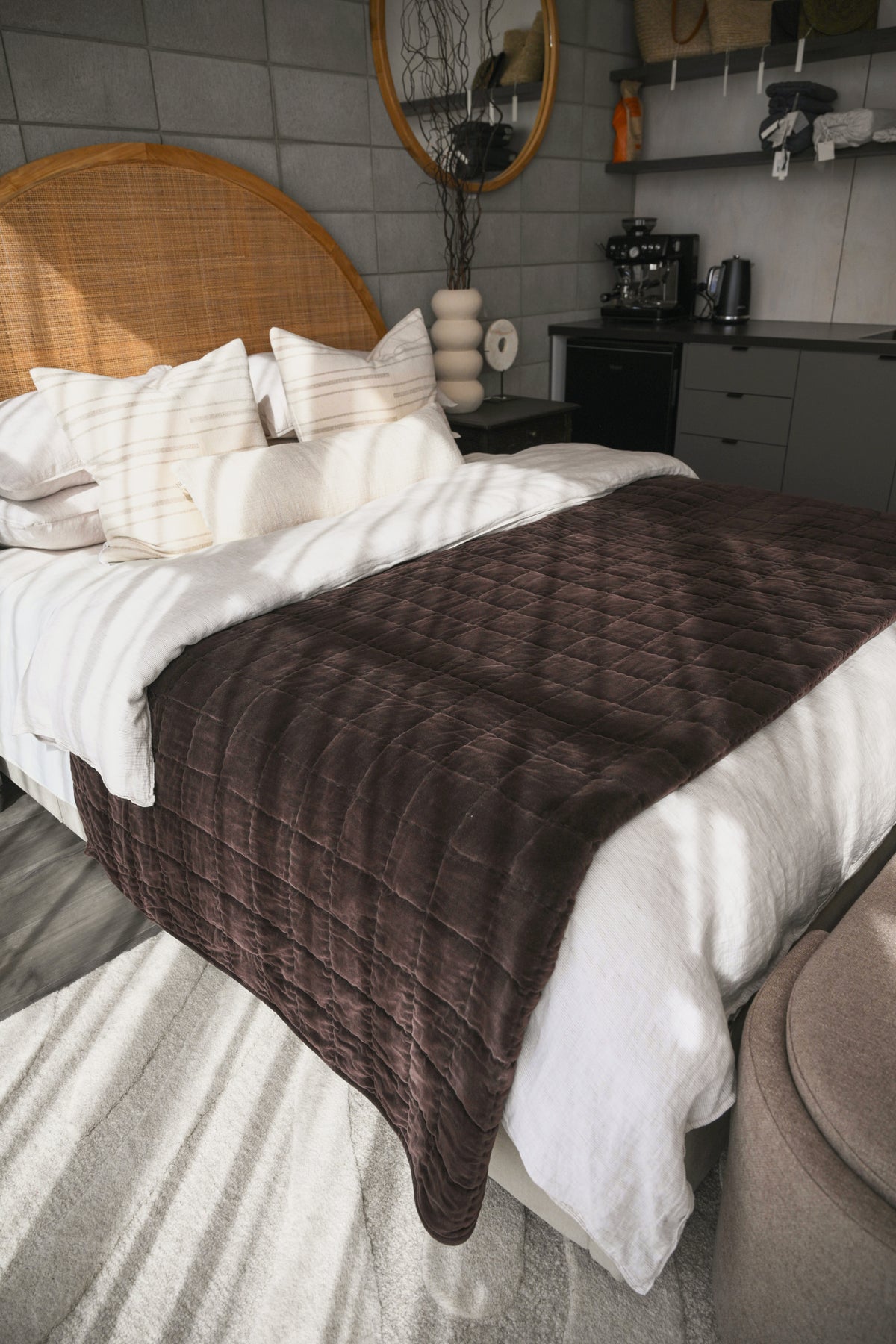Belvedere Velvet Quilt in Cocoa