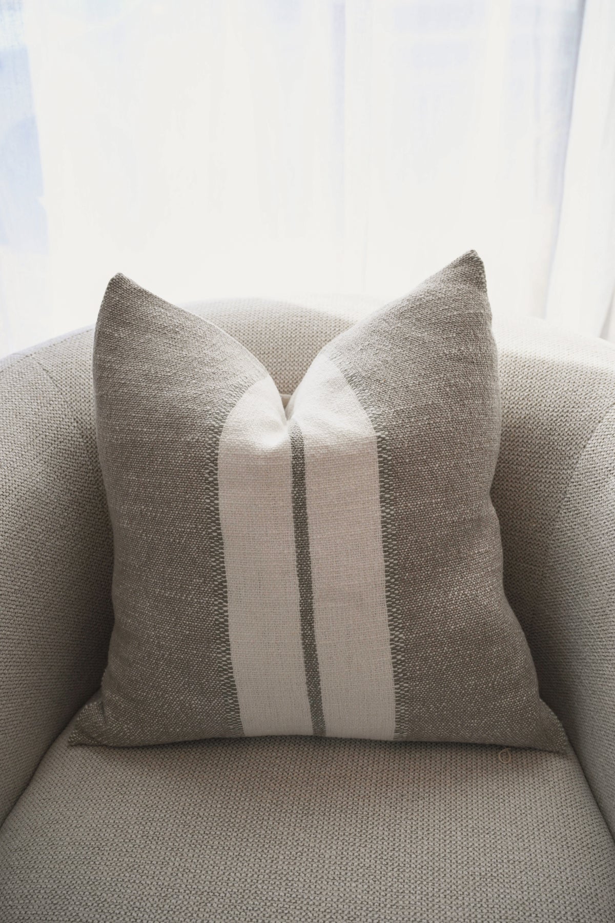 Ottavio Cushion in Laurel