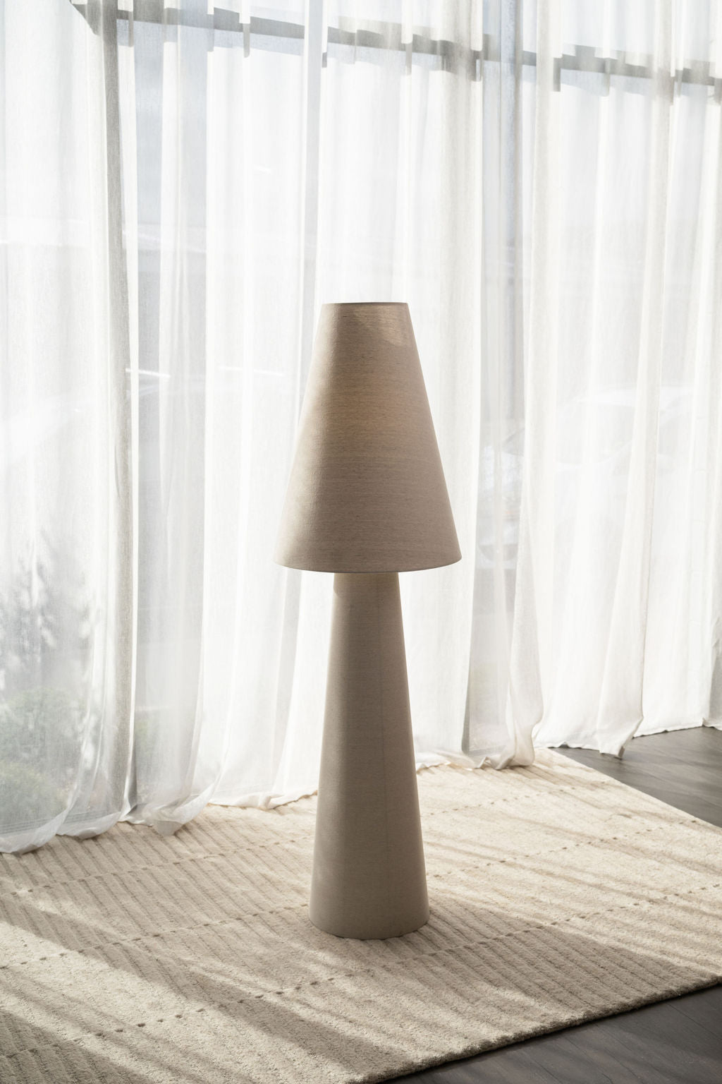 Noa Floor Lamp
