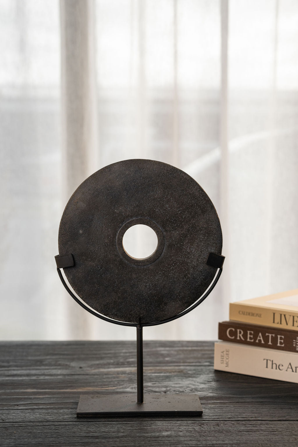Black Eternity Stone On Stand - DIA: 20cm