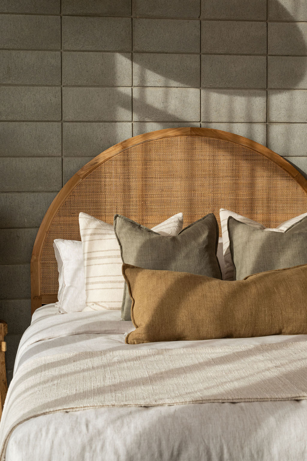 Sana Curve Headboard